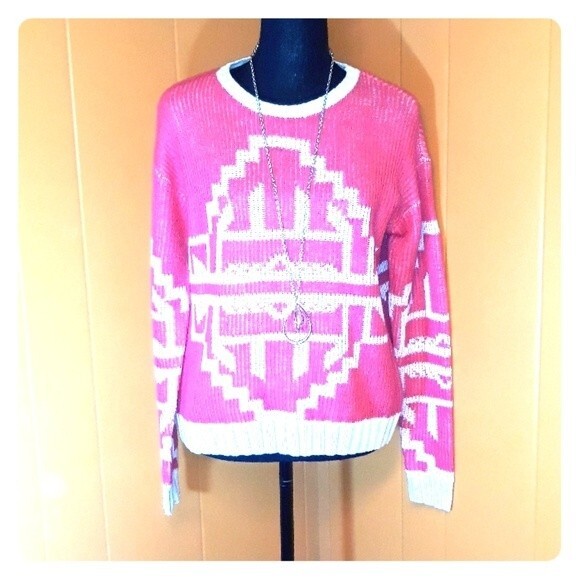 Forever 21 Tops - Forever 21 sweater sz small